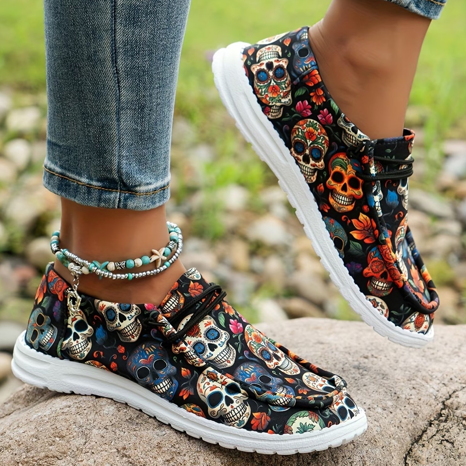 Women’s Casual Lightweight Flat Boat Shoes Skull Print Breathable Canvas Shoes