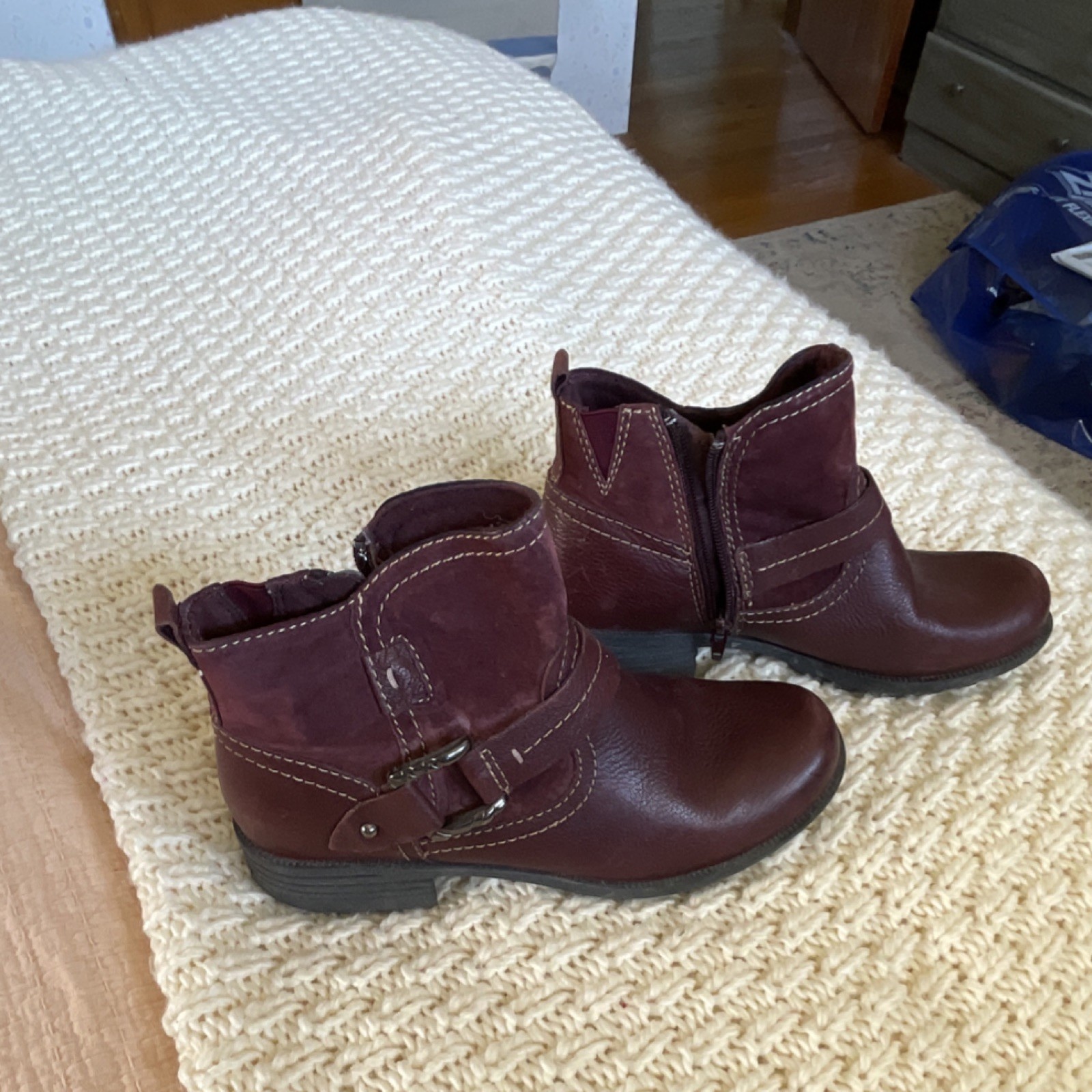 Earth Origins Paris Brown Leather Ankle Bootie Buckle Zipper Women’s Size 8.5M