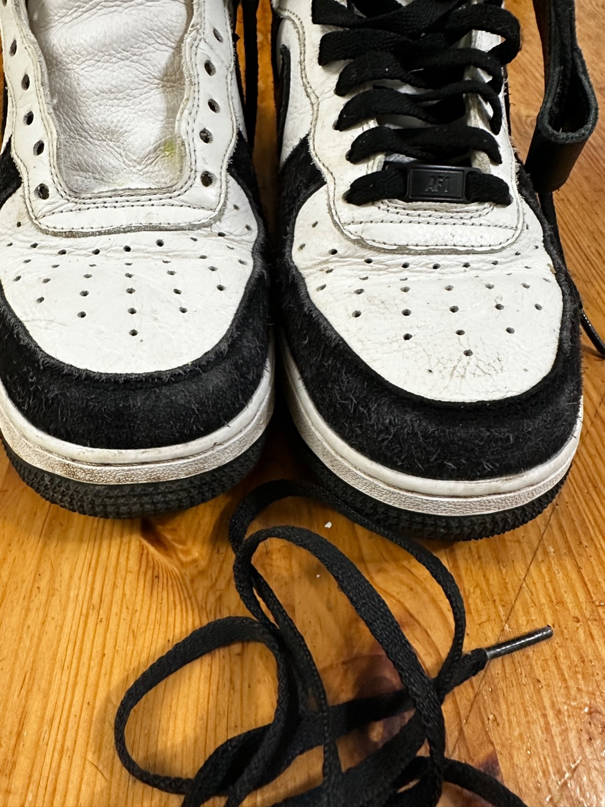 Nike Sneakers Air Force 1 High Retro Black White Leather US 8.5 DN4161-991