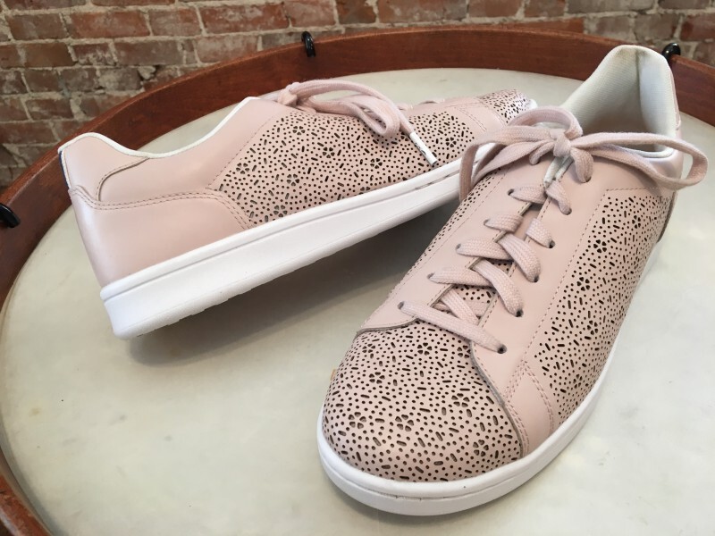 ED Ellen Degeneres Leather Chaperf Lace Up Sneakers Quartz Pink 10 New