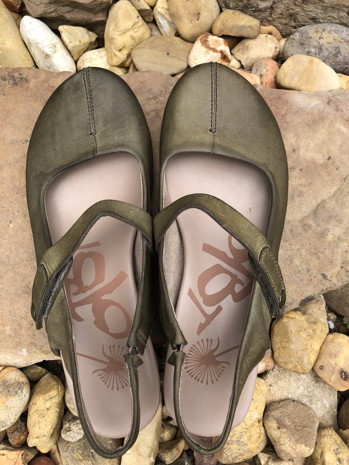 OTBT Springfield Wedge Leather Sandals Women Sz 7 M Mary Jane Slingback Green