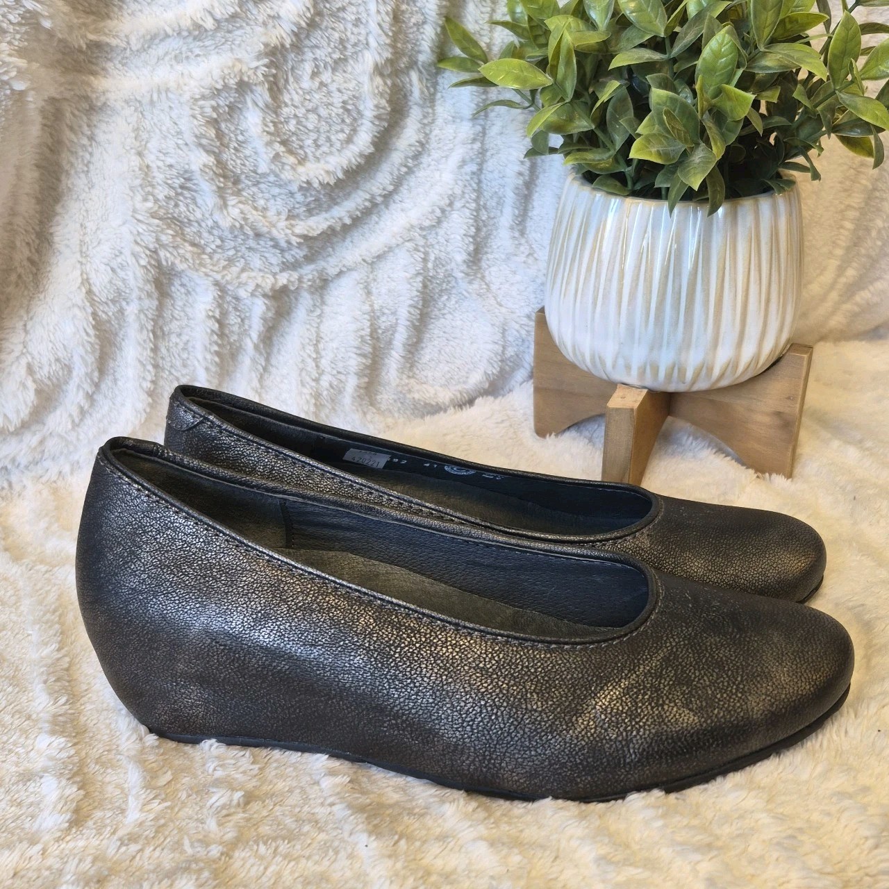 Wolky Valentine Ballet Flats Slip-on Shoes Hidden Wedge Metallic Grey Sz 10.5