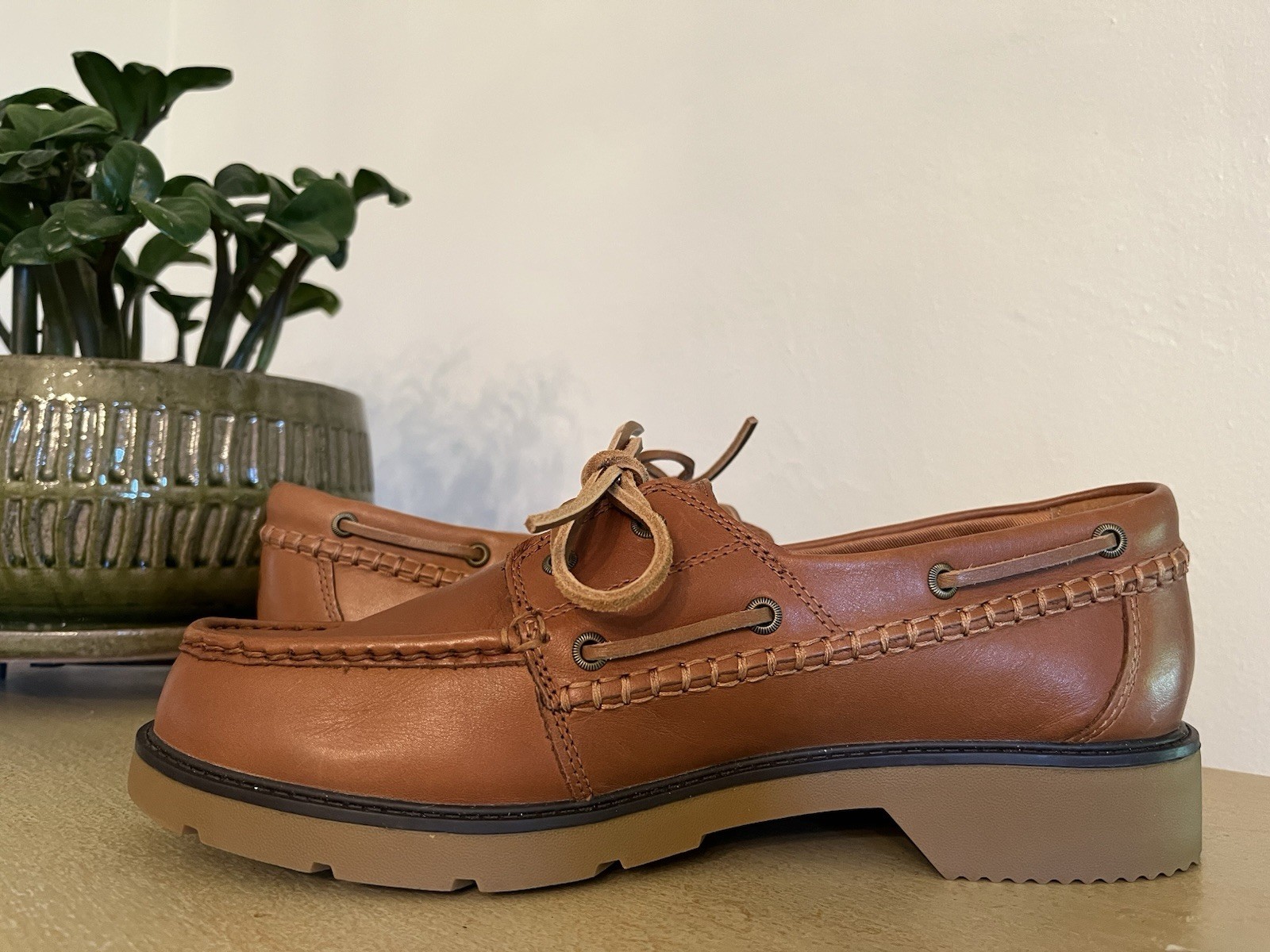 NEW Sperry Wells Round Toe Brown Leather Boat Shoe Women 10 Preppy Sailing