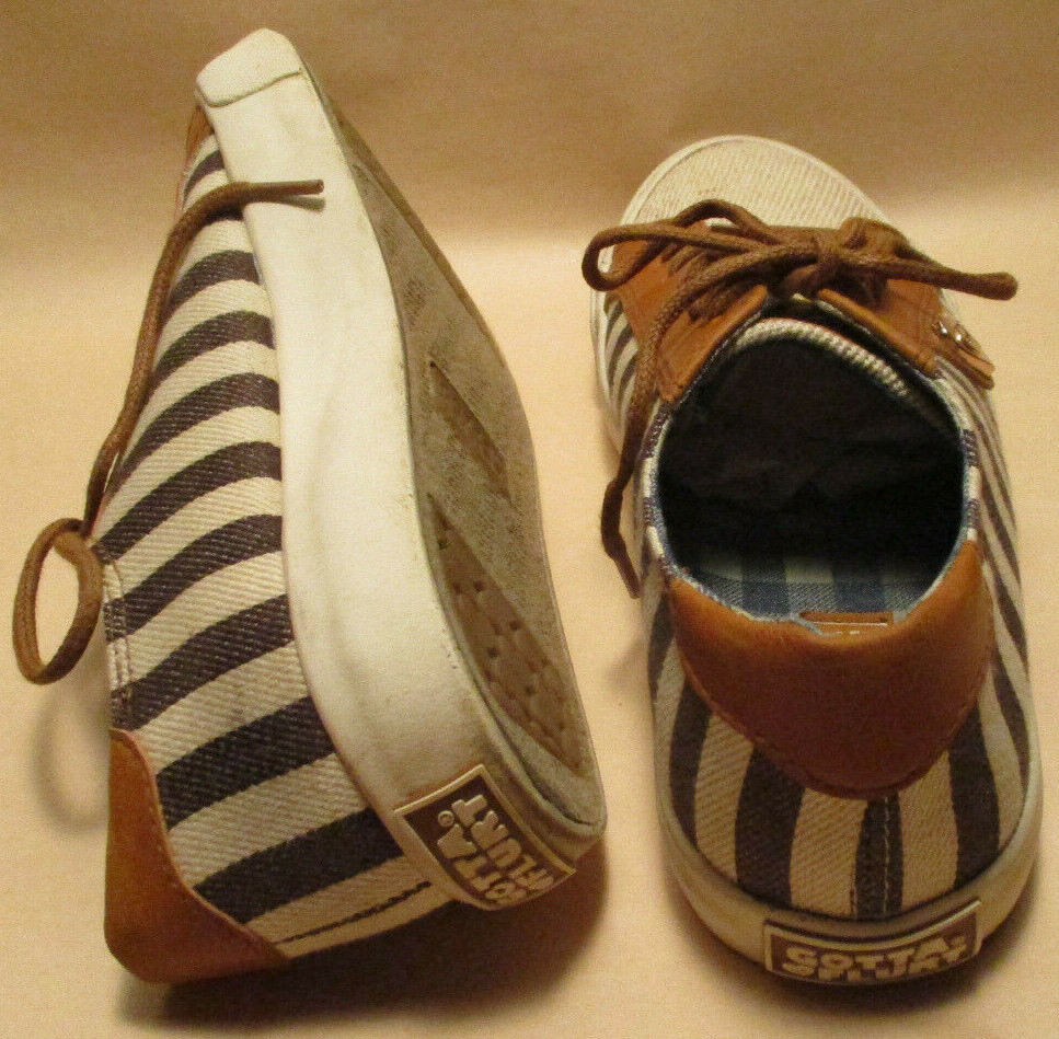Gotta Flurt Anchored Women 5.5M Stripe,Faux Leather Trim Lace Up Cushion Sneaker