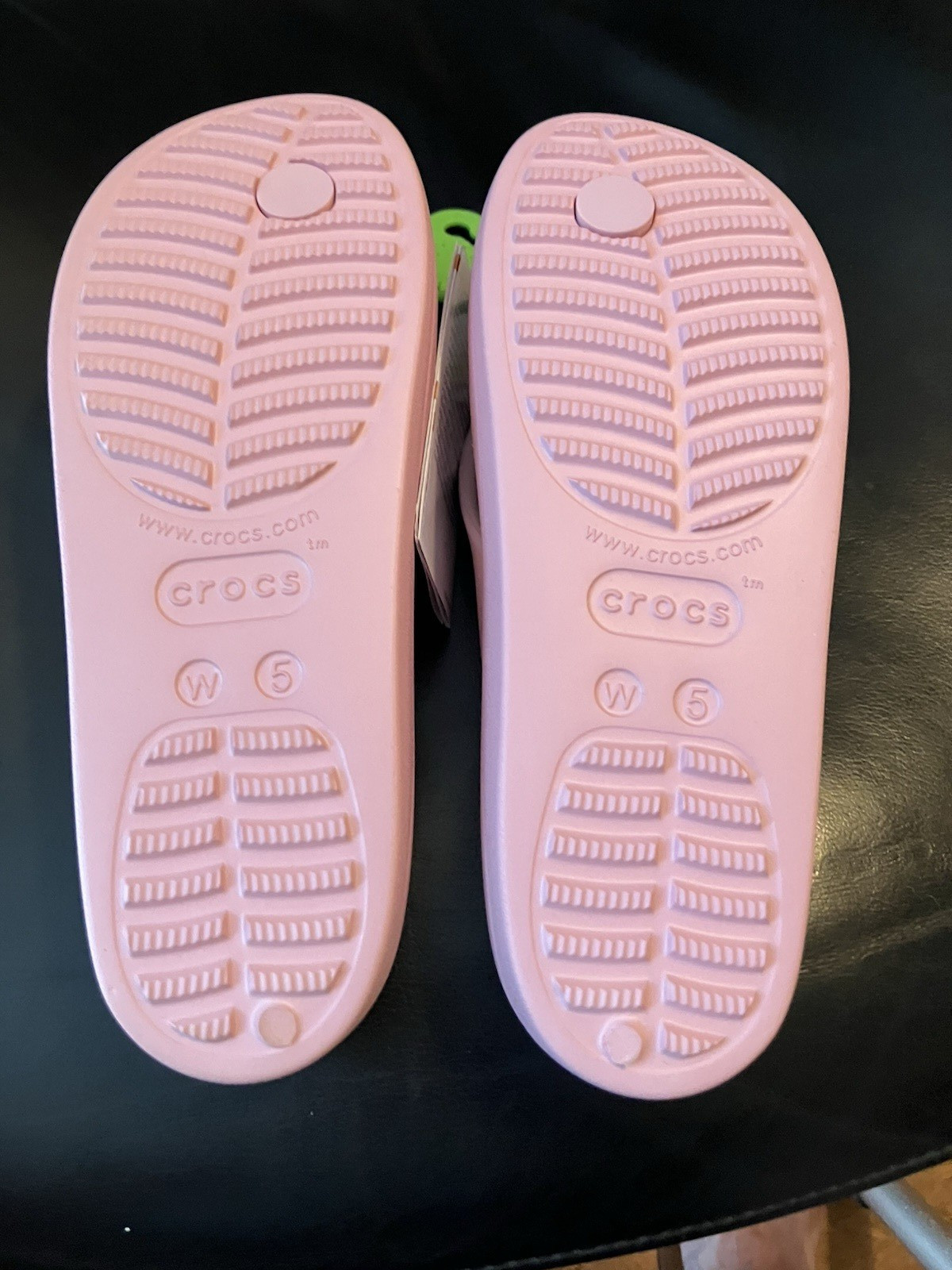 WOMEN’S CROC’S “BAYA PLATFORM FLIP” PINK US SIZE 5 – EUR 34-35 – NEW IN PACK
