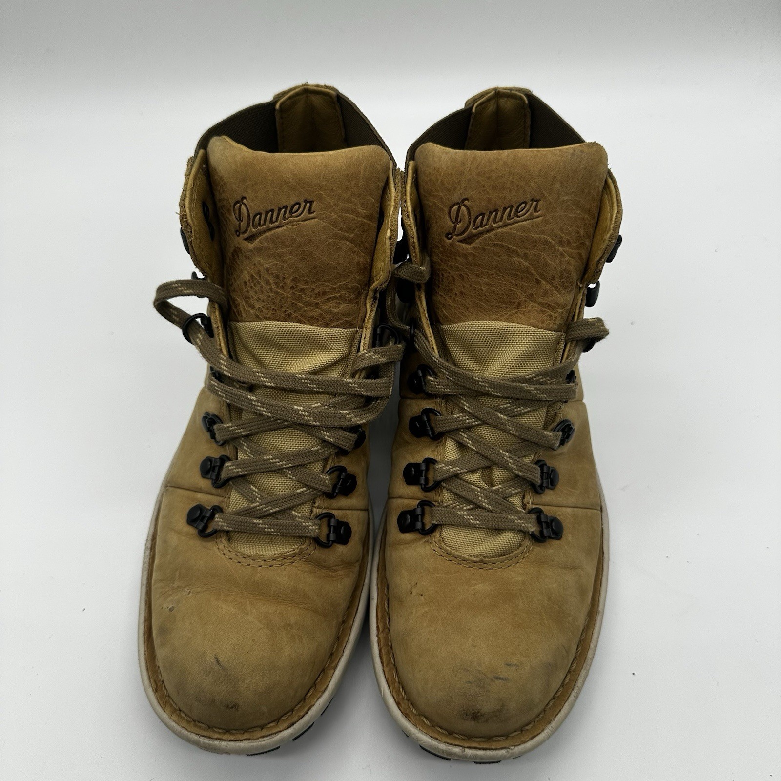 Danner Vertigo 917 Waterproof Gore-Tex Boots Woman 7 Prairie Sand Vibram Outsole
