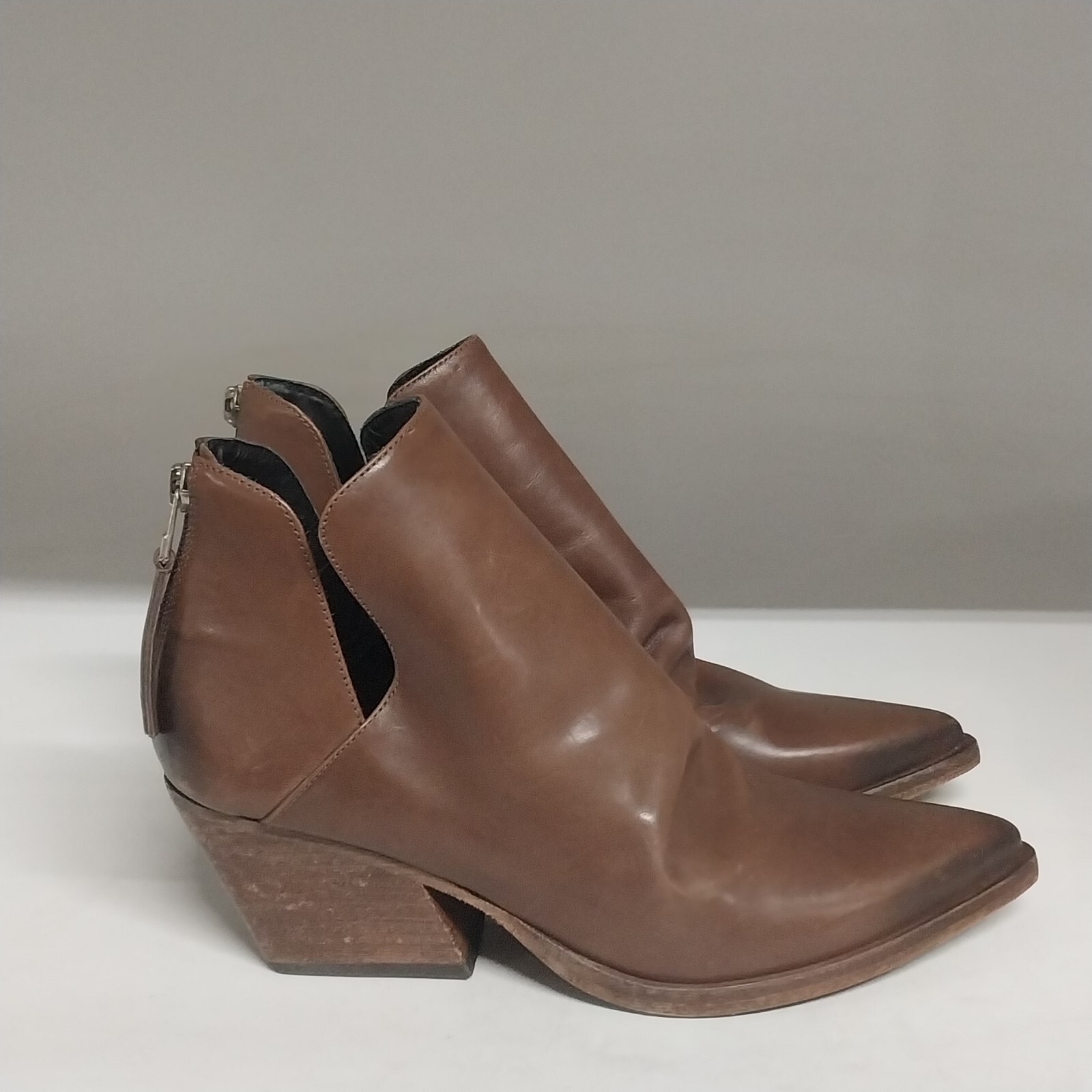 Golo Tucson Ankle Boot Brown Womens Size 7.5 Medium (READ DESCRIP)