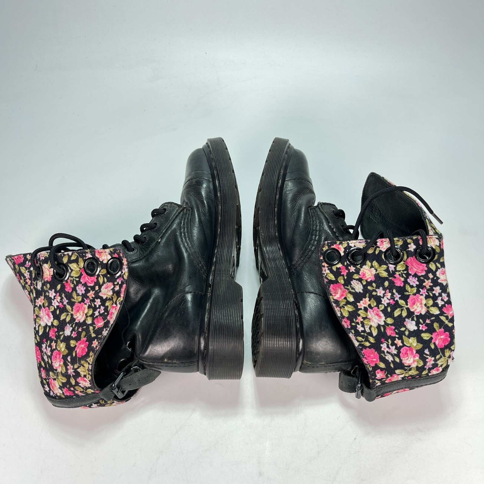 Dr. Martens Triumph 1914 Black Floral Leather Fold Down Tall Boots Womens Size 7