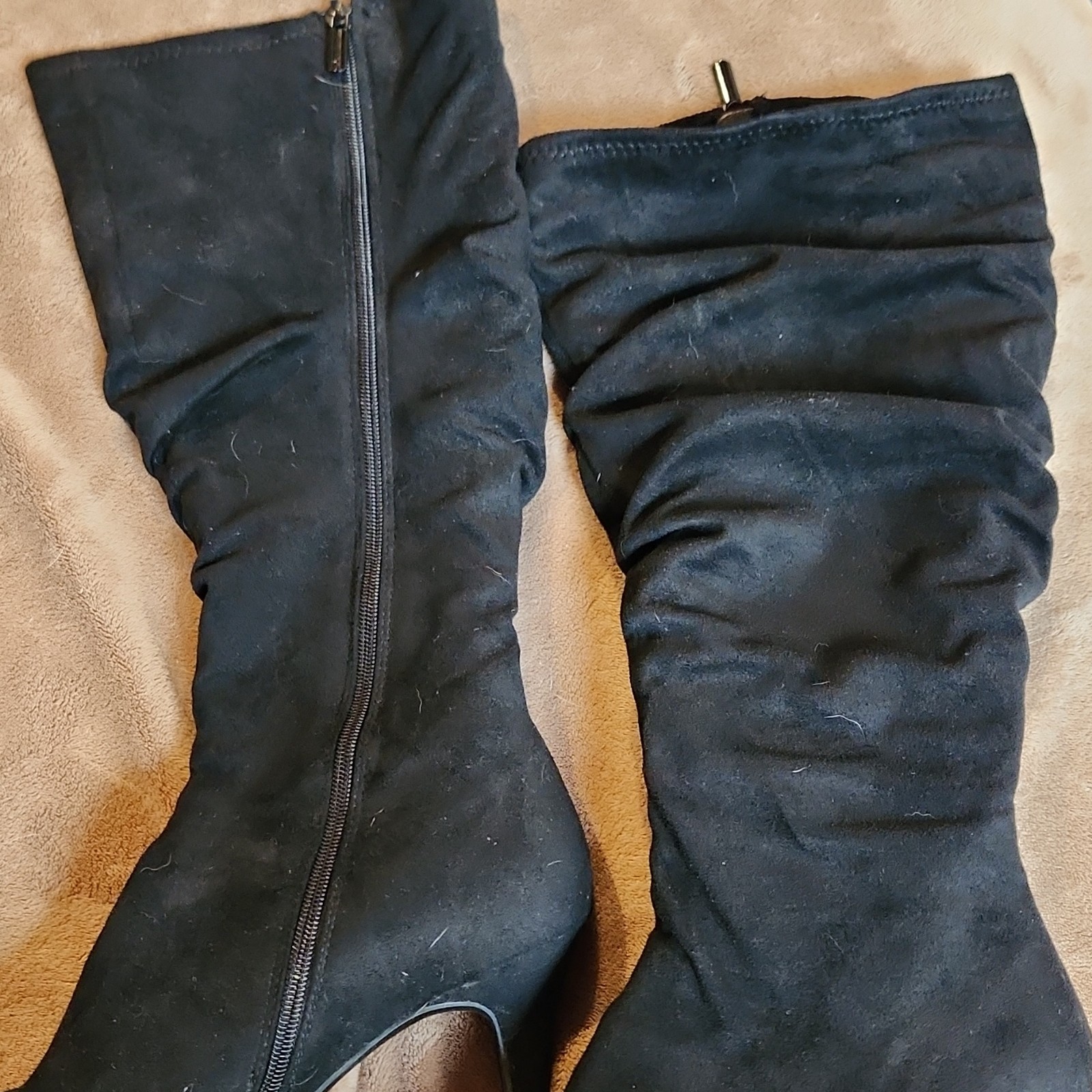 Women’s Black Knee-High Pointed Toe Zip Stiletto Boots, Synthetic Upper 9.5