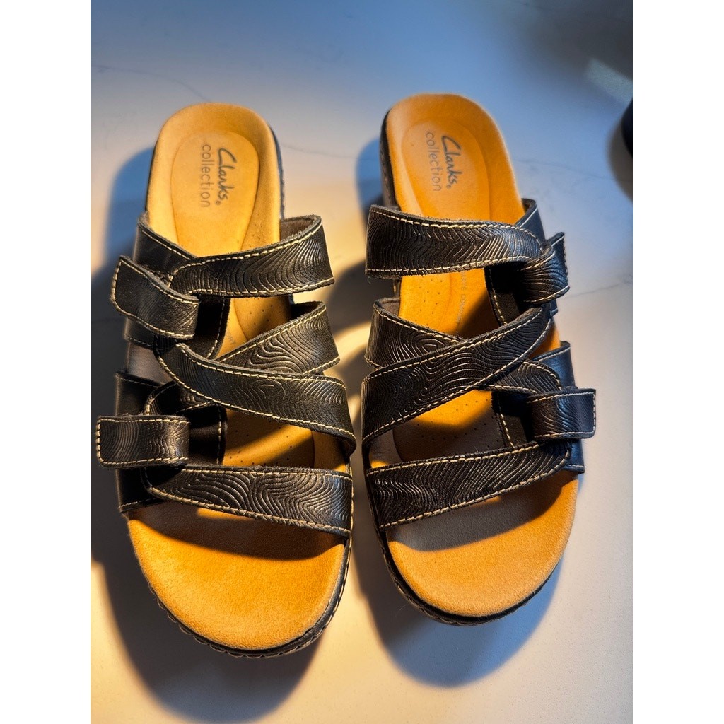 NEW Clarks Collection Merliah Karli Black Leather Slide Sandals Wedge Size 8.5