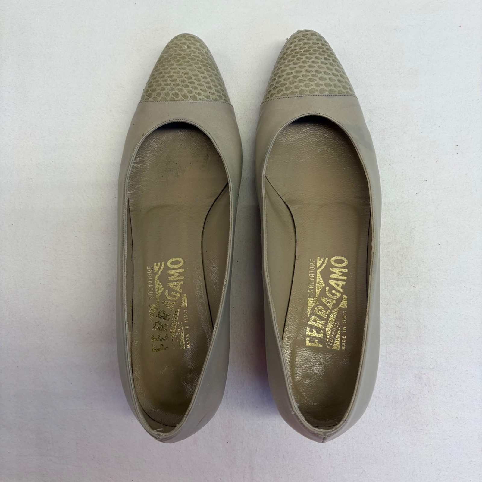 Vintage Salvatore Ferragamo Heels Womens 8 B Beige Snakeskin Cap Toe Pumps Chic