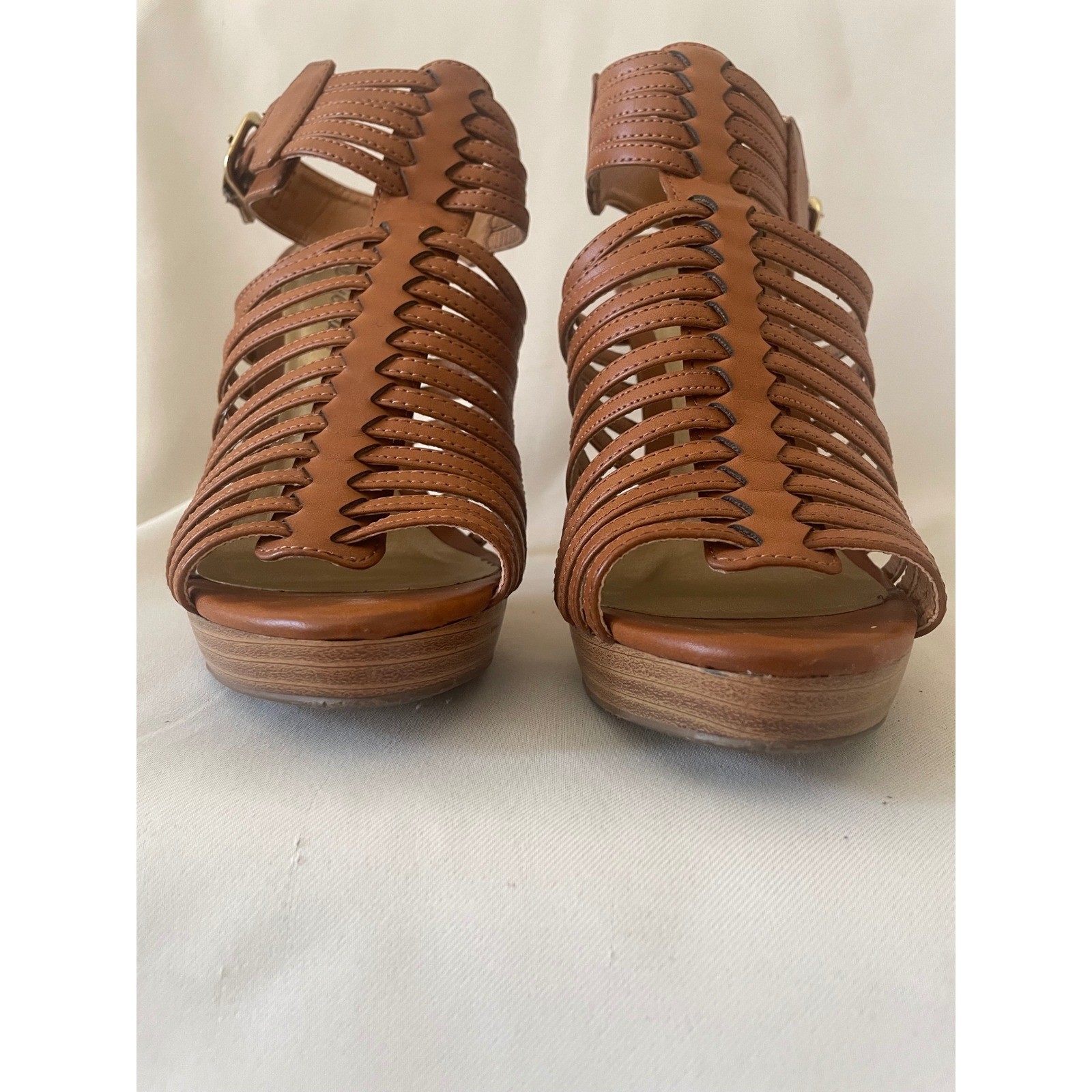 Delicious Cognac Strappy Platform Stiletto Heels Gladiator Sandals Size 8