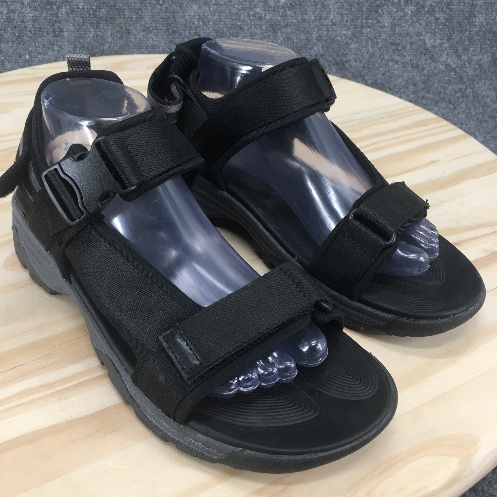 Ozark Trail Sandals Womens 9 Strappy Black Open Toe Hook And Loop Buckled Casual