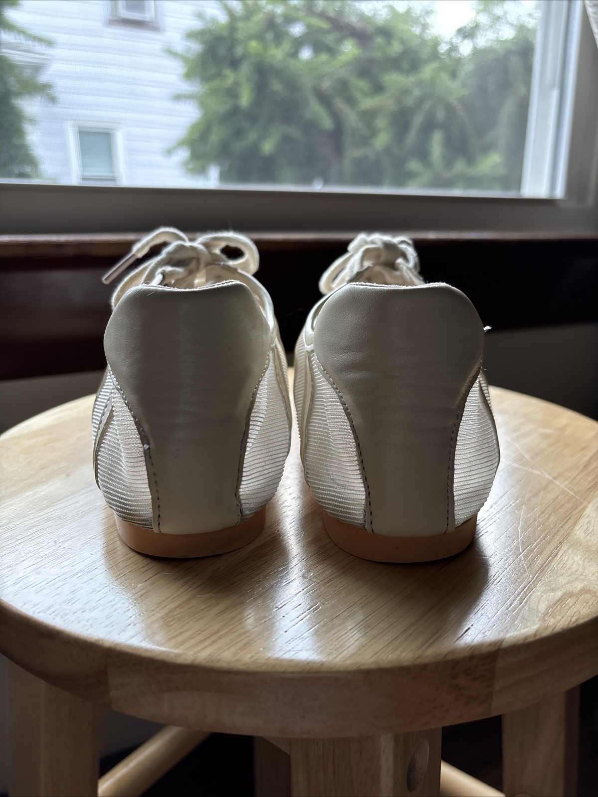 See True Mesh Shoes The Mont Size 7 Material : Synthetic leather, Mesh
