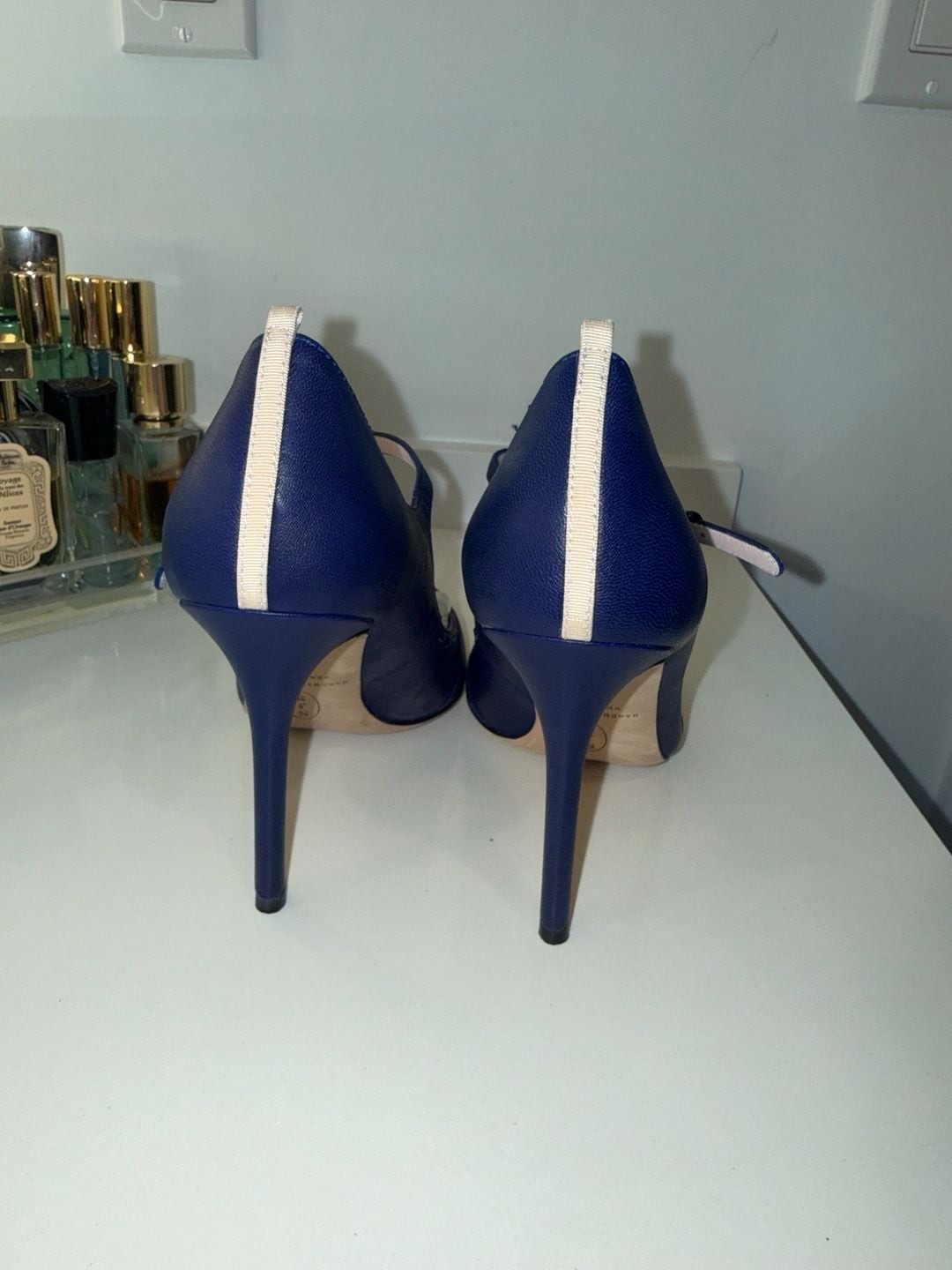 SJP Sarah Jessica Parker Navy Leather T-Strap Pointed Toe Heels Size 36