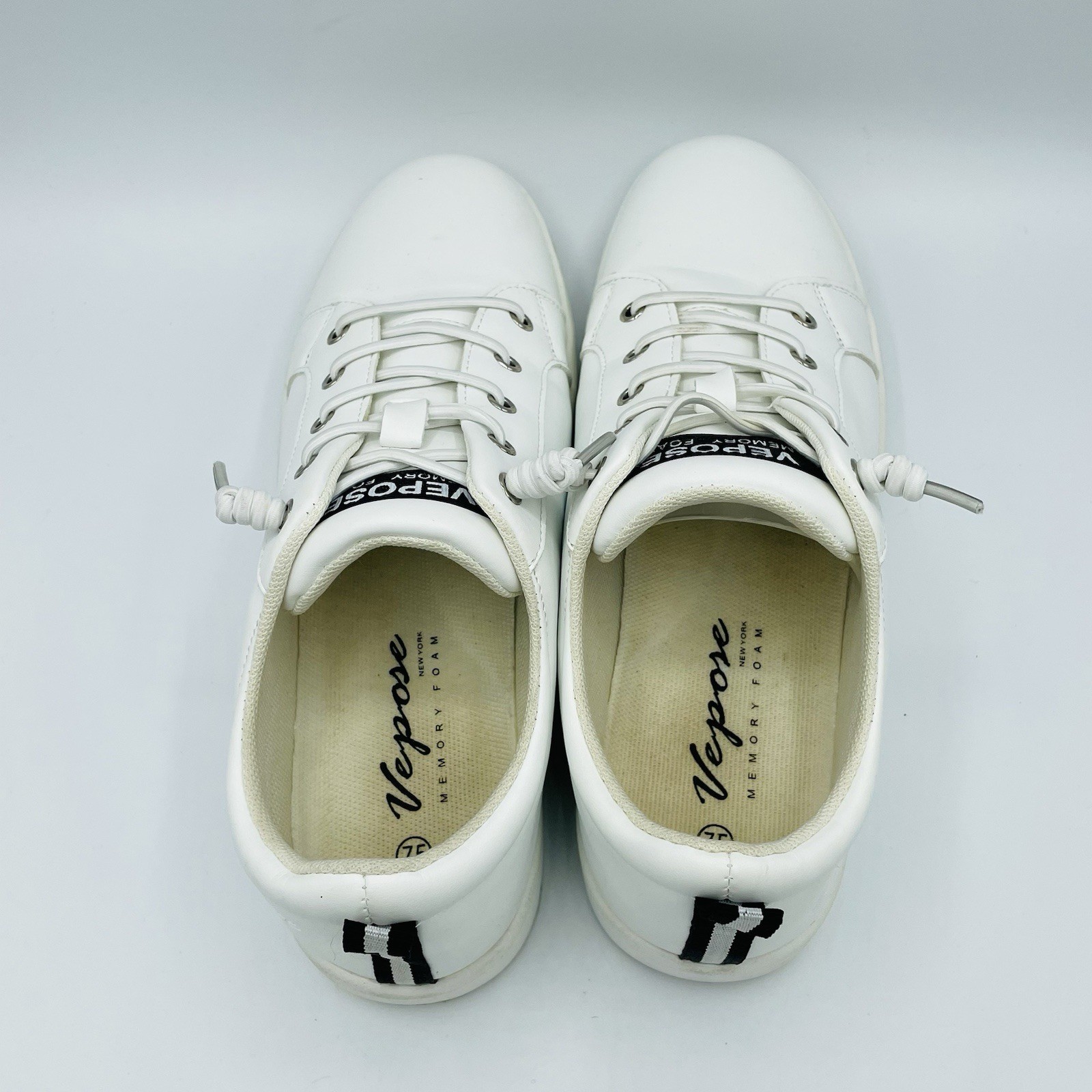 Womens Size 7.5 Vepose Shoes White Elastic Lace Up Slip On Comfort Sneakers