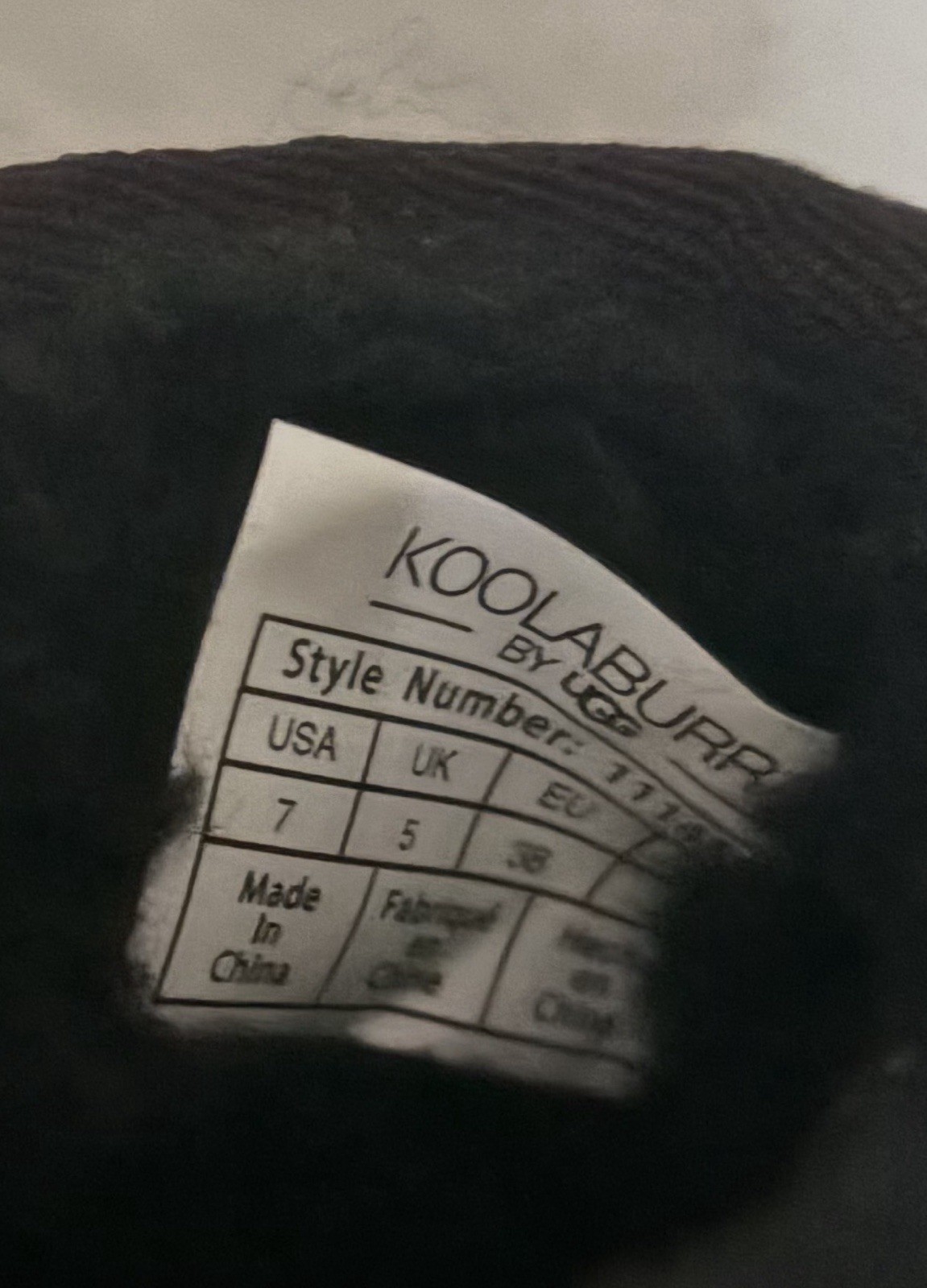 Koolaburra by UGG Black Suede Faux Fur Lined Ankle Bootie Women’s US 7
