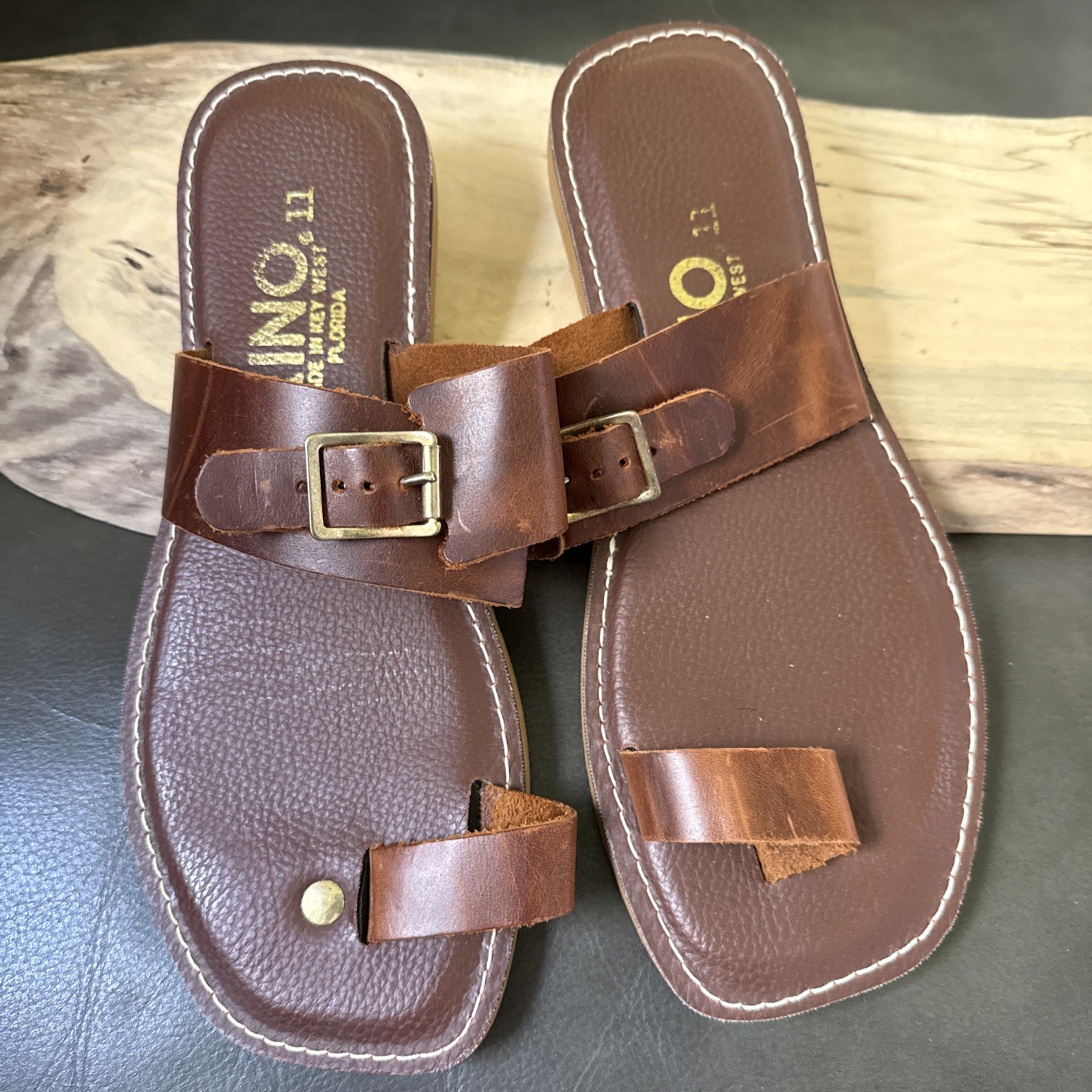 KINO Key West Florida Sandals Womens Sz 11 Brown Leather Toe Ring Flats EUC