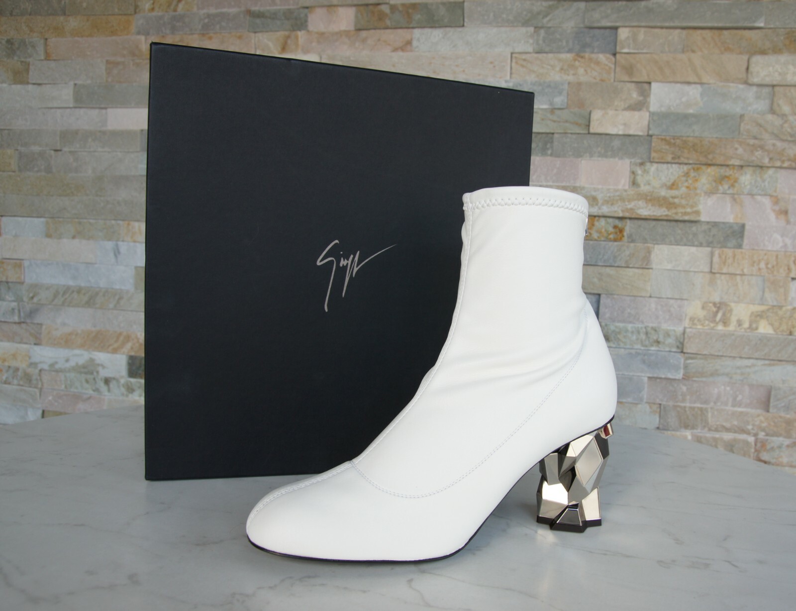 Giuseppe Zanotti 38.5 ankle boots shoes stretch white former RRP €795