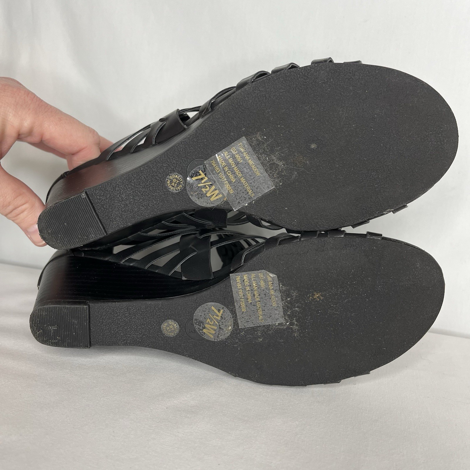 A.N.A. Meadow Wedge Sandals Womens 7.5W Black Gladiator Strappy Comfort