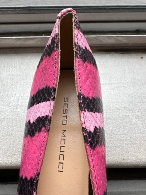 Sesto Meucci Pink Python Snake Print Kitten Heel Pump Sz 7B Italy Vero Cuoio Lea