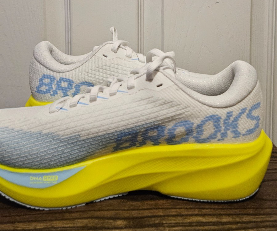 Brooks Ghost Amp Women’s Running Shoes White/Blue/Nightlife Size 7.5 New in box