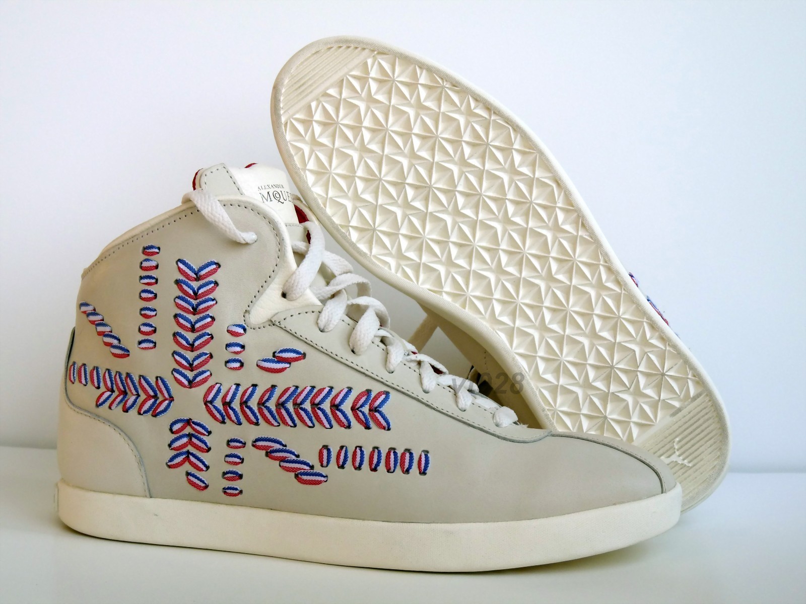 NIB Puma Alexander McQueen AMQ Medius MID Leather Women’s Shoes US 8.5