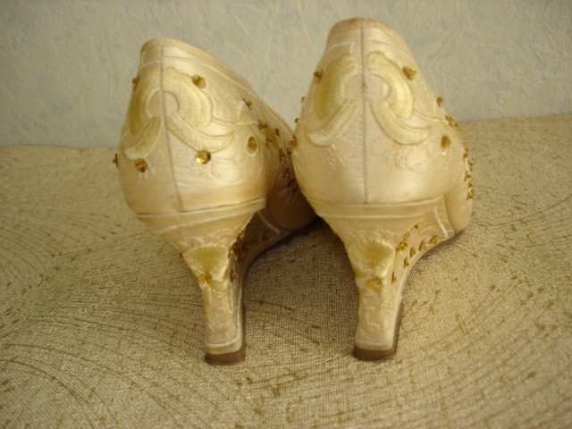 BARISEL Women’s Beige Textile Wedge Shoes with Gold Sequins Sz 8,5/UK 6,5/EUR 40