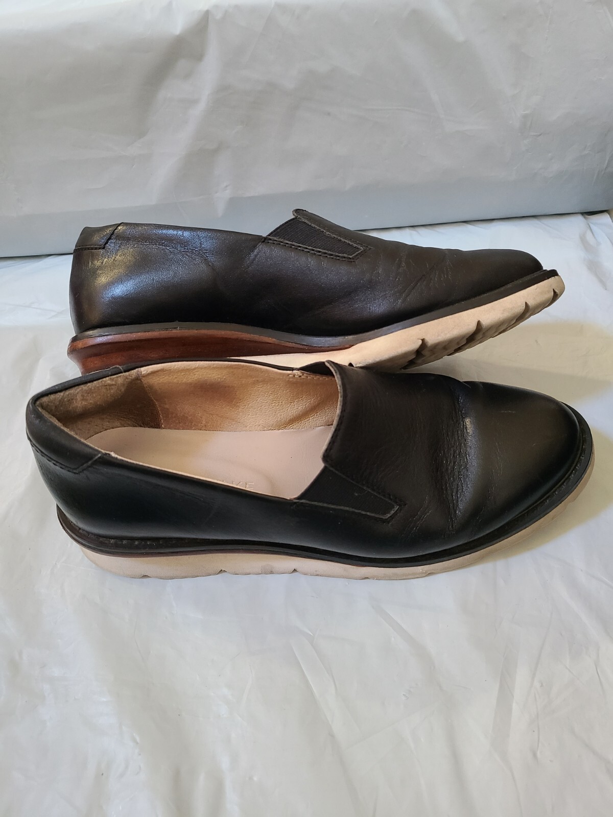 Issey Miyake Leather Slip-On Loafers W/Wood Inset AJ302 24.0 cm Women’s 7.5