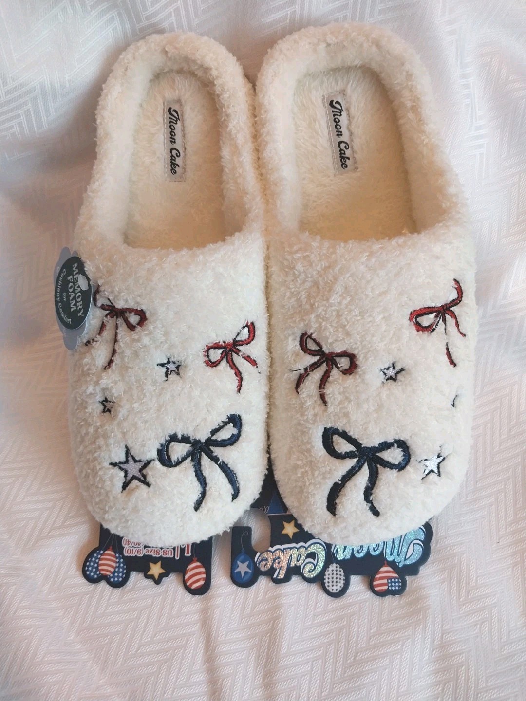 Patriotic USA Slippers Stars Ribbons Red White Blue Moon Cake Women’s 9-10 L NEW