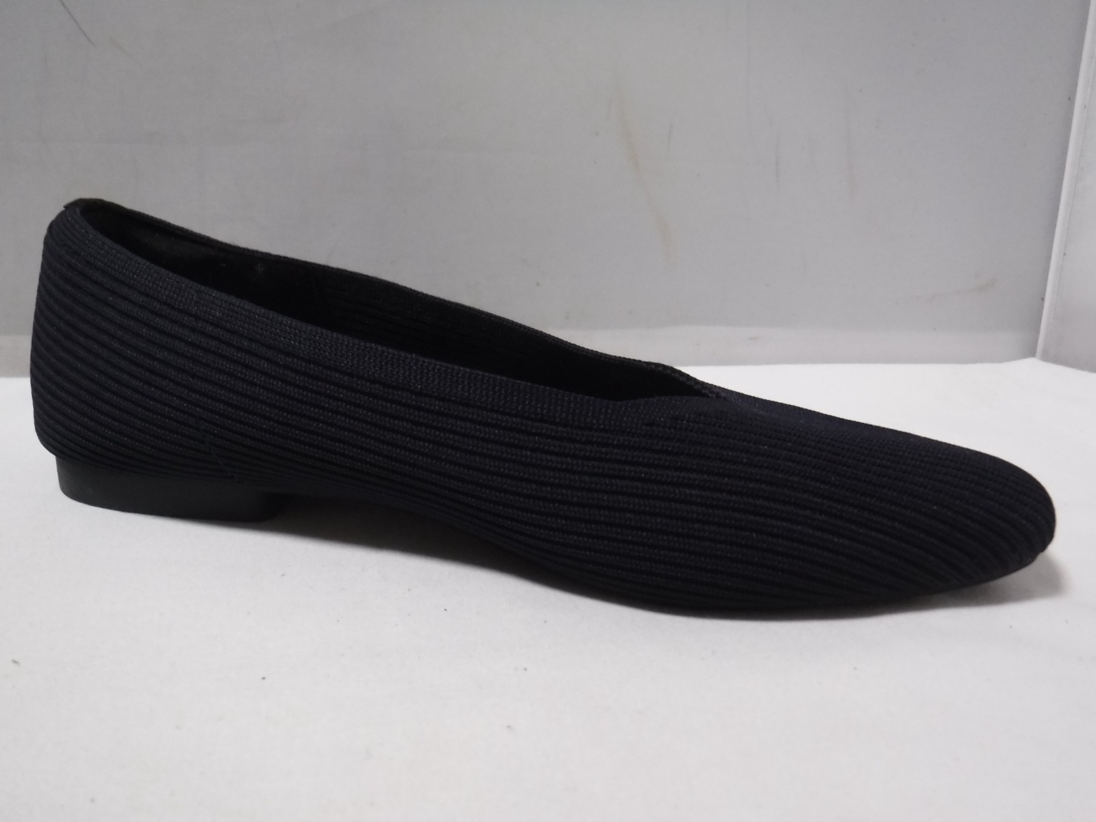 Women’s VIVAIA Margot Navy Blue V-Cut Ribbed Knit Square Toe Ballet Flats 38 7