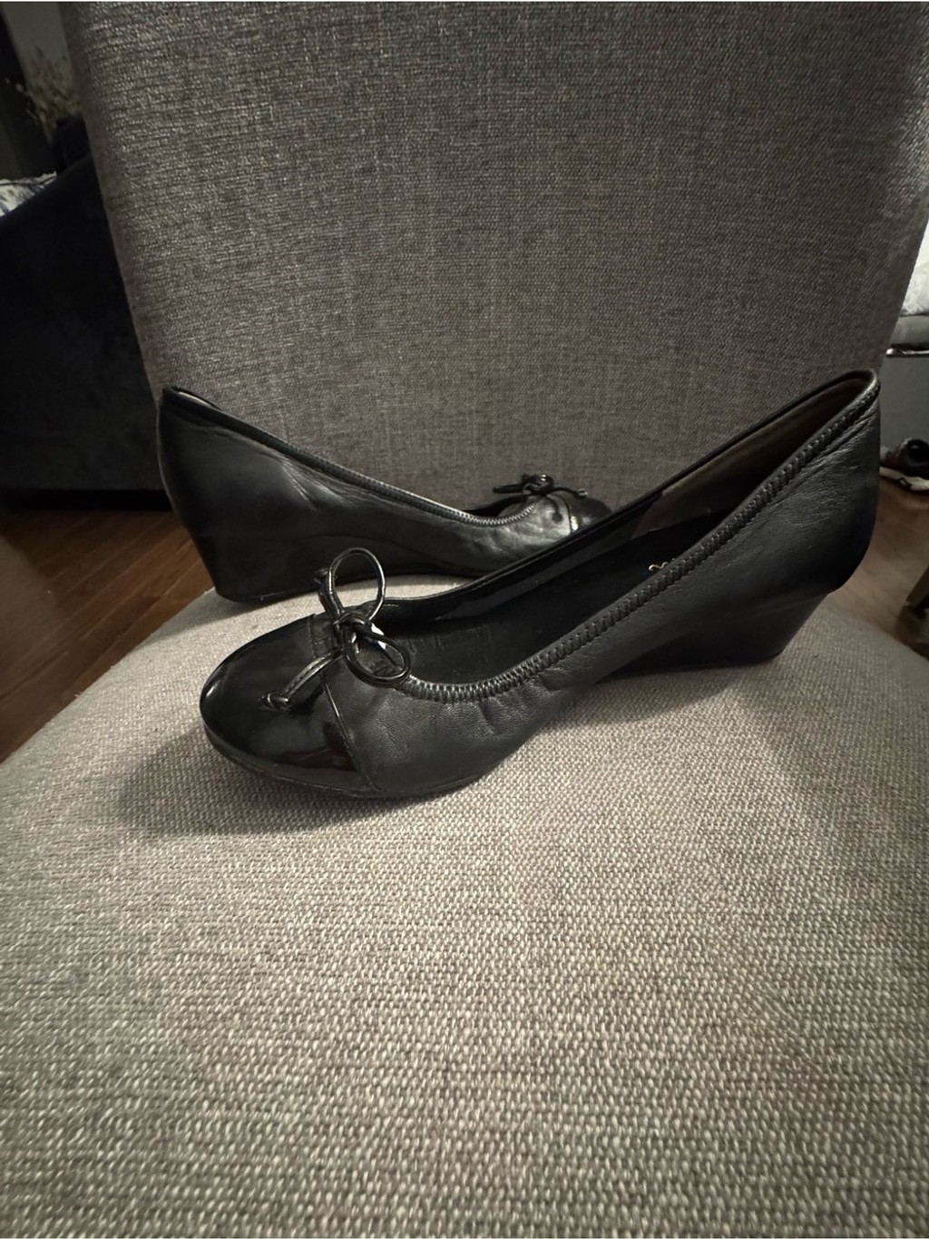 Cole Haan NikeAir Black Leather Ballet Flats Bow Accent Women’s Size 7.5B