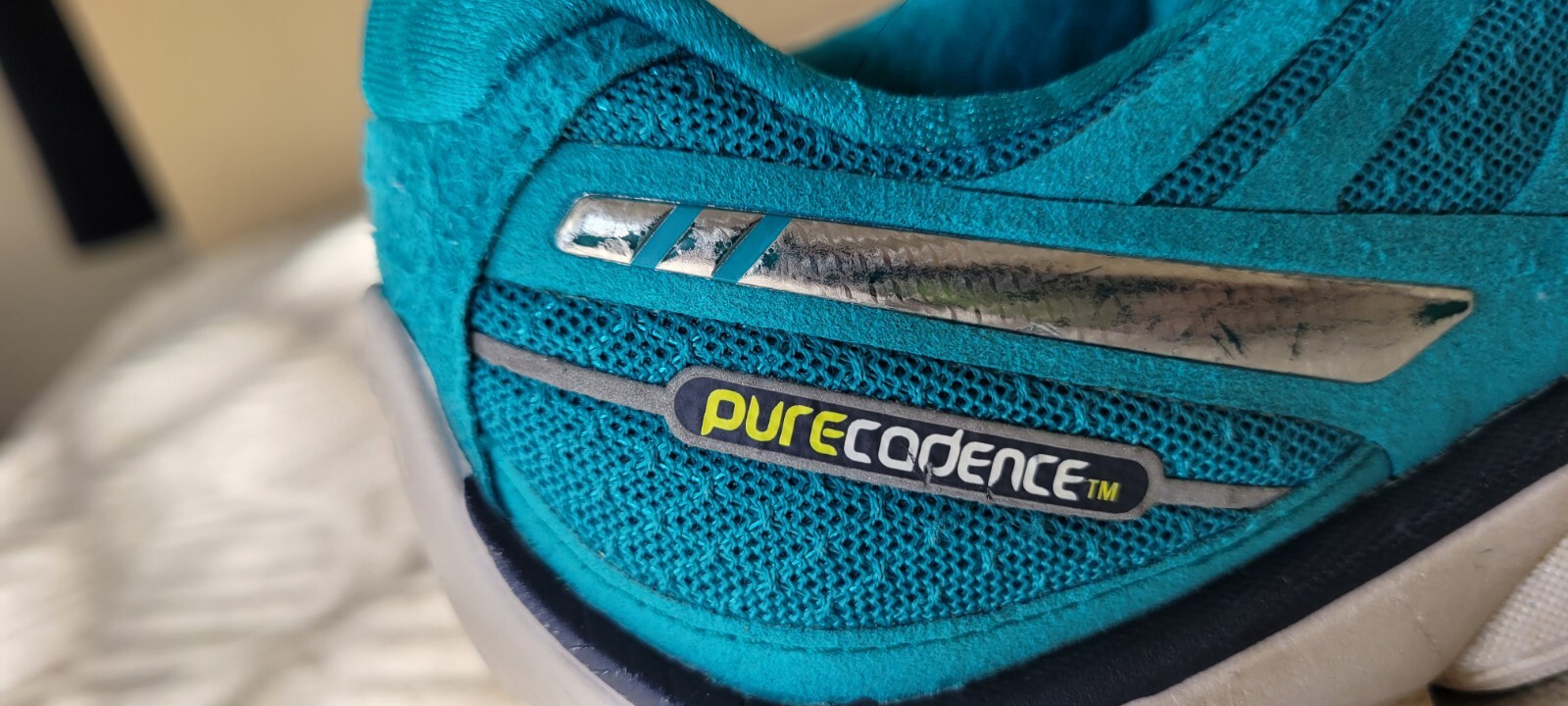 Brooks Pure Cadence 7 Teal and green Women’s Running sneakers. Size 7.5