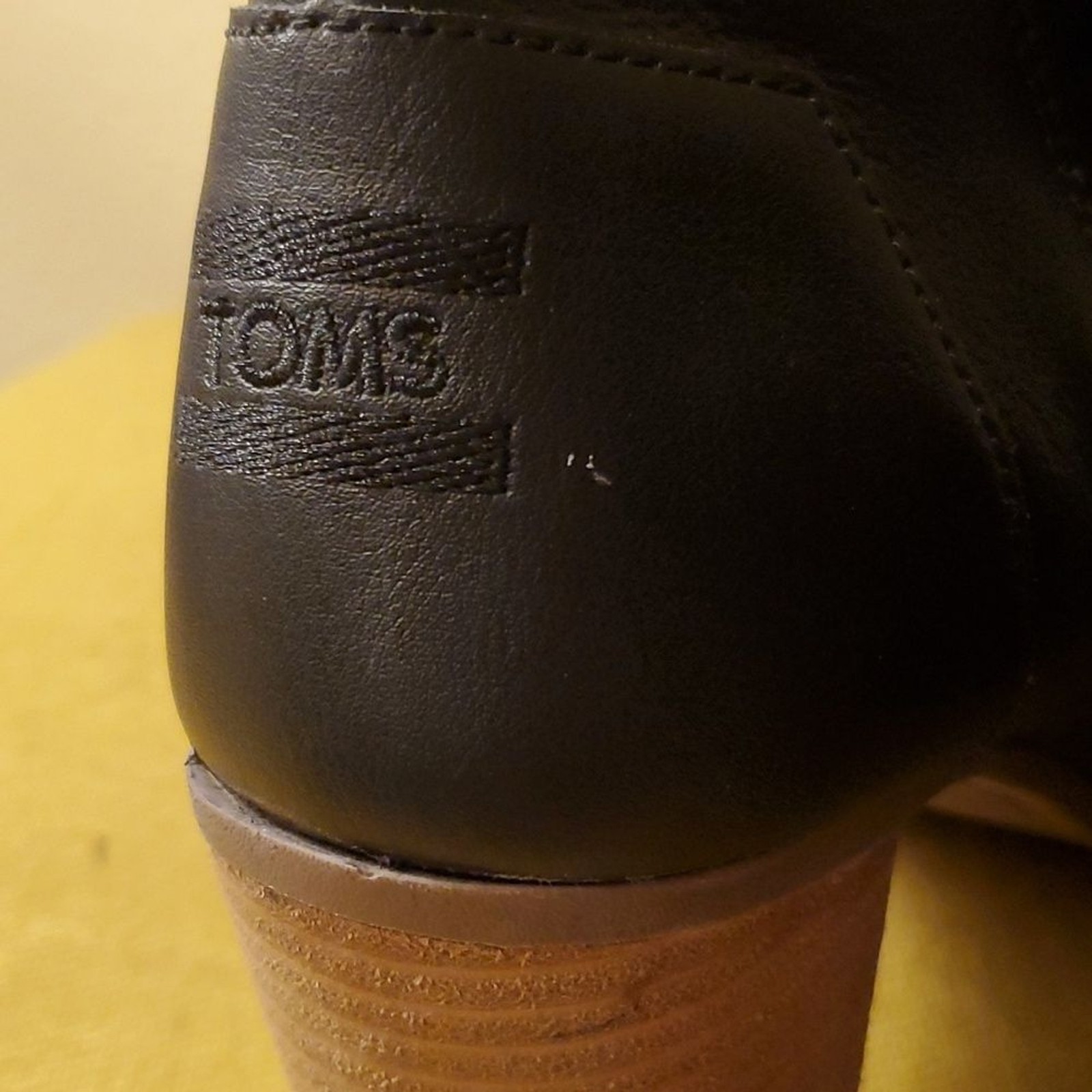 9.5 Toms Majorca Black Ankle Booties style #301214