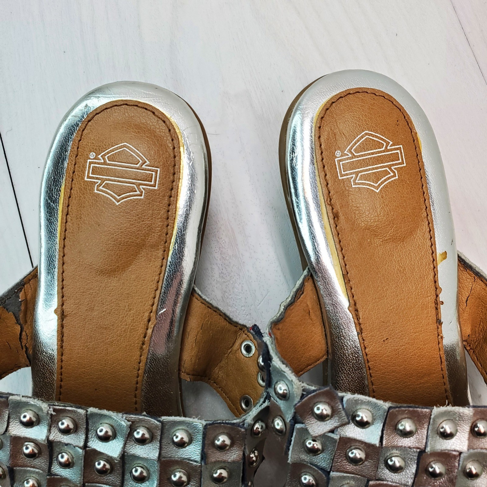 Harley Davidson Silver Embellished Studded Thong Sandals Flat Size 6 Biker Core