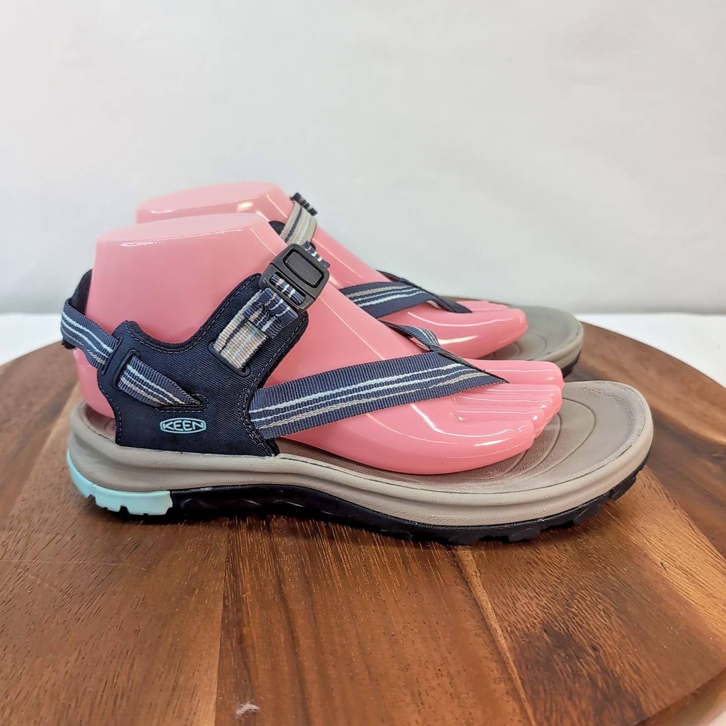 Keen Terradora II 2 Toe Post Sandals Women’s 7.5 Blue Gray Water Flipflops
