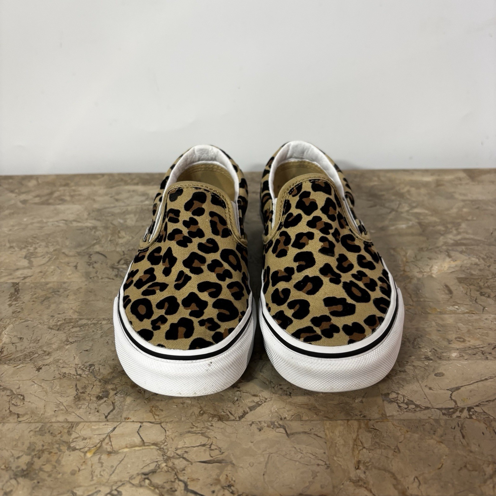 Vans Classic Slip-On Cheetah Print Canvas Skate Shoes Women Size 5 Men 3.5