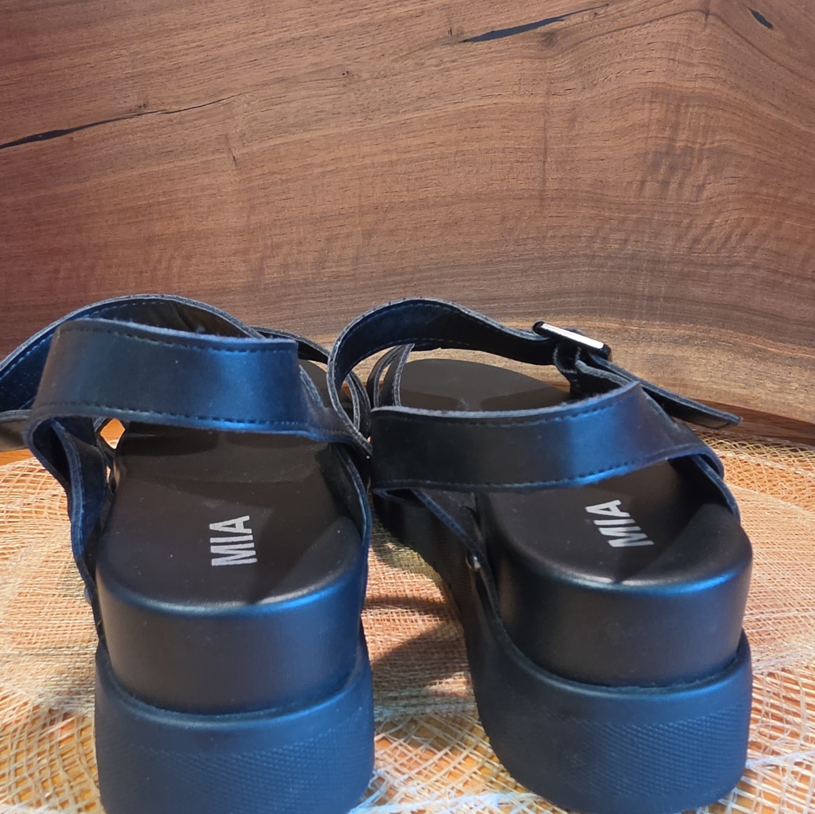 MIA Black Faux Leather Platfor Ankle Strap Buckle Sandals Women’s US 10 Kenedi