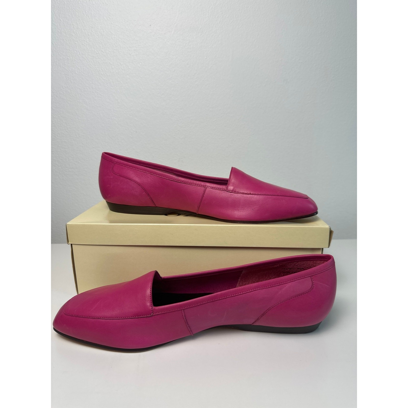 NIB Vtg Enzo Angiolini Liberty Bright Pink Leather Loafers Made in Brazil | 11 M