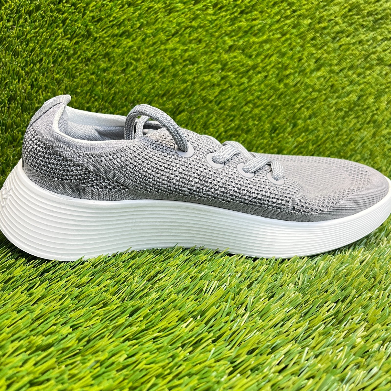 Allbirds Tree Runner Go Womens Size 8.5 Gray Athletic Running Shoes Sneakers