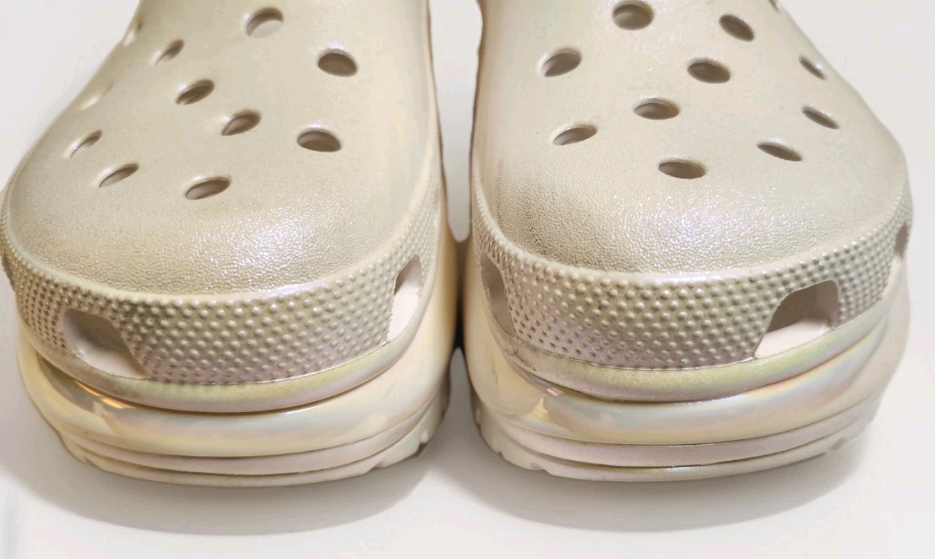 Crocs Mega Crush Iridescent Glitter Clog UNISEX [M10″/W12″]
