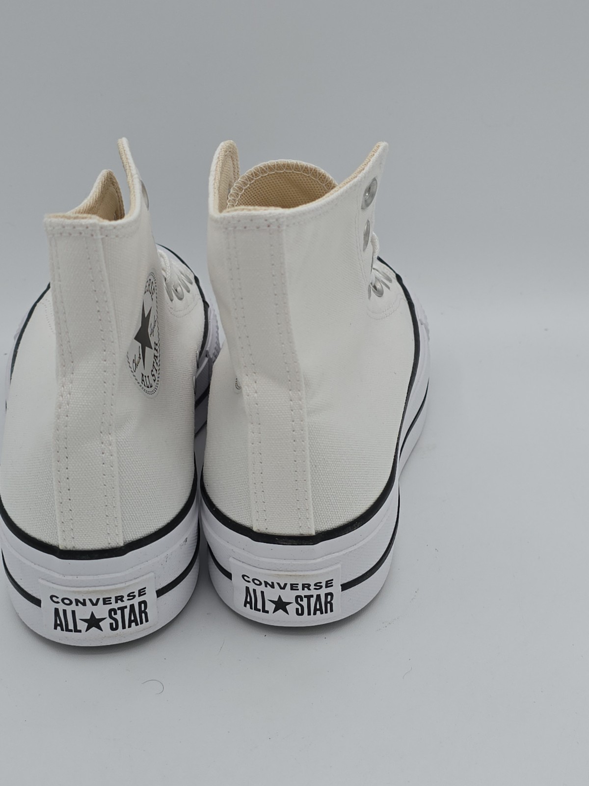 Converse Chuck Taylor All Star Lift Hi White Shoes Women’s – 560846C, Size 6