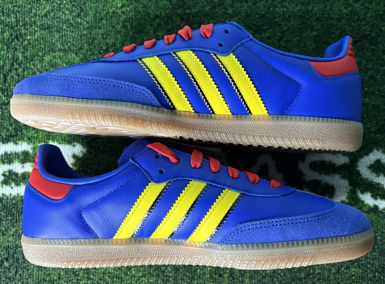 US Men’s 9.5/Women’s 10.5 – Adidas Samba Licensed “Club America” KJ3531