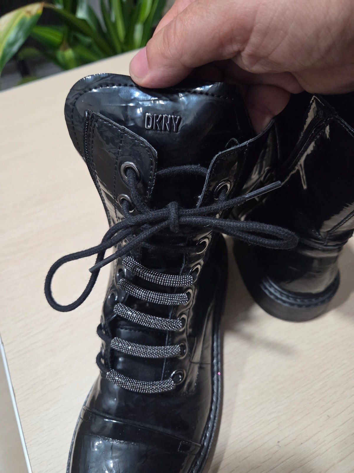 DKNY Patent Faux Leather Lace-Up Combat Boots Size 7M Y2K Vibe