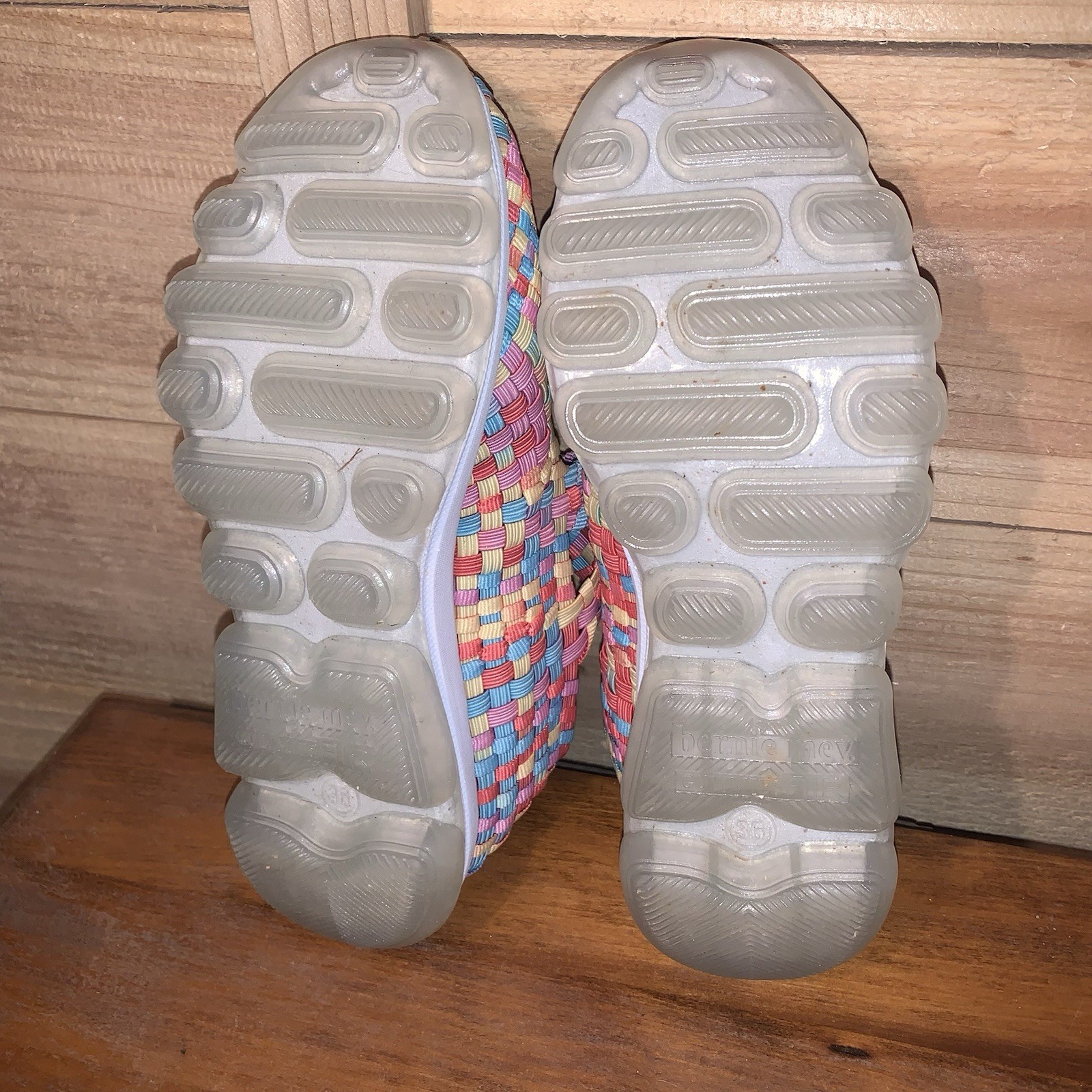 Bernie Mev NY Gummies Fly Women Candy Camo Slip On Comfort Fitness Shoes 36 New