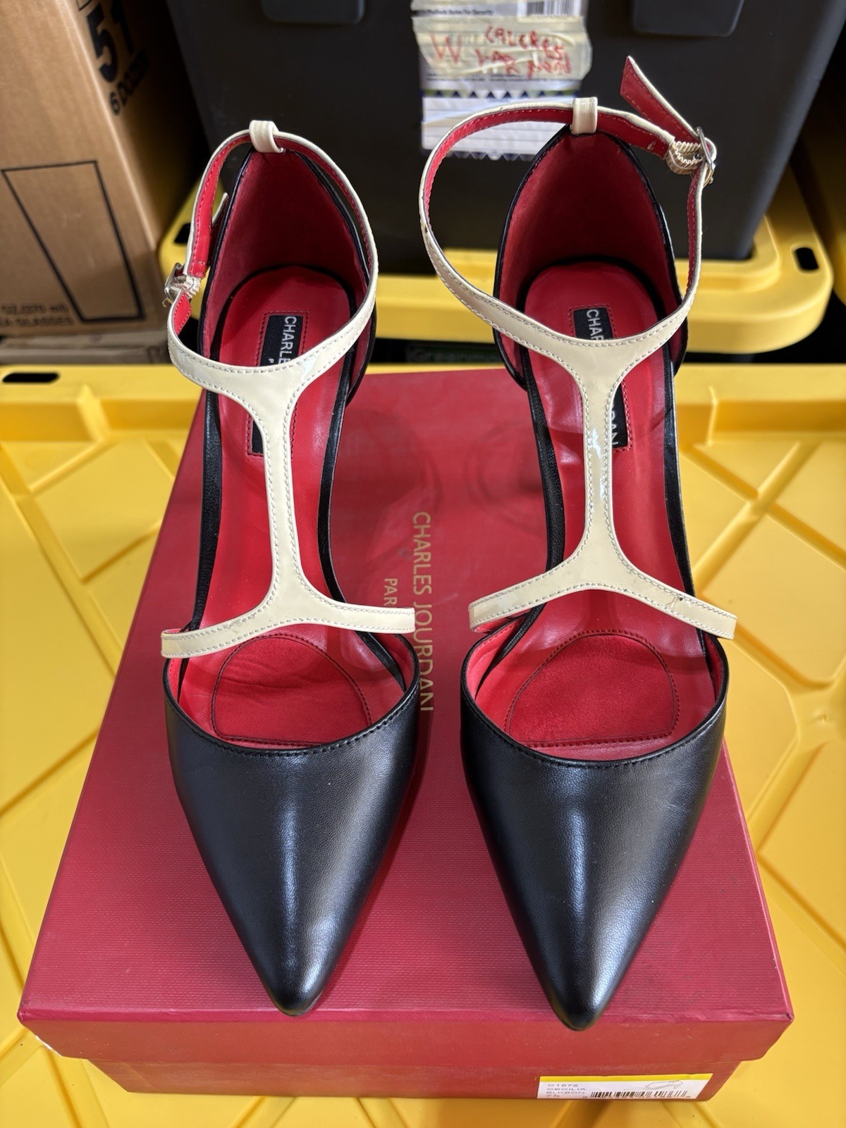 Charles Jordan Cecilia WOMENS Leather High Heel with original box NEW BEAUTIFUL