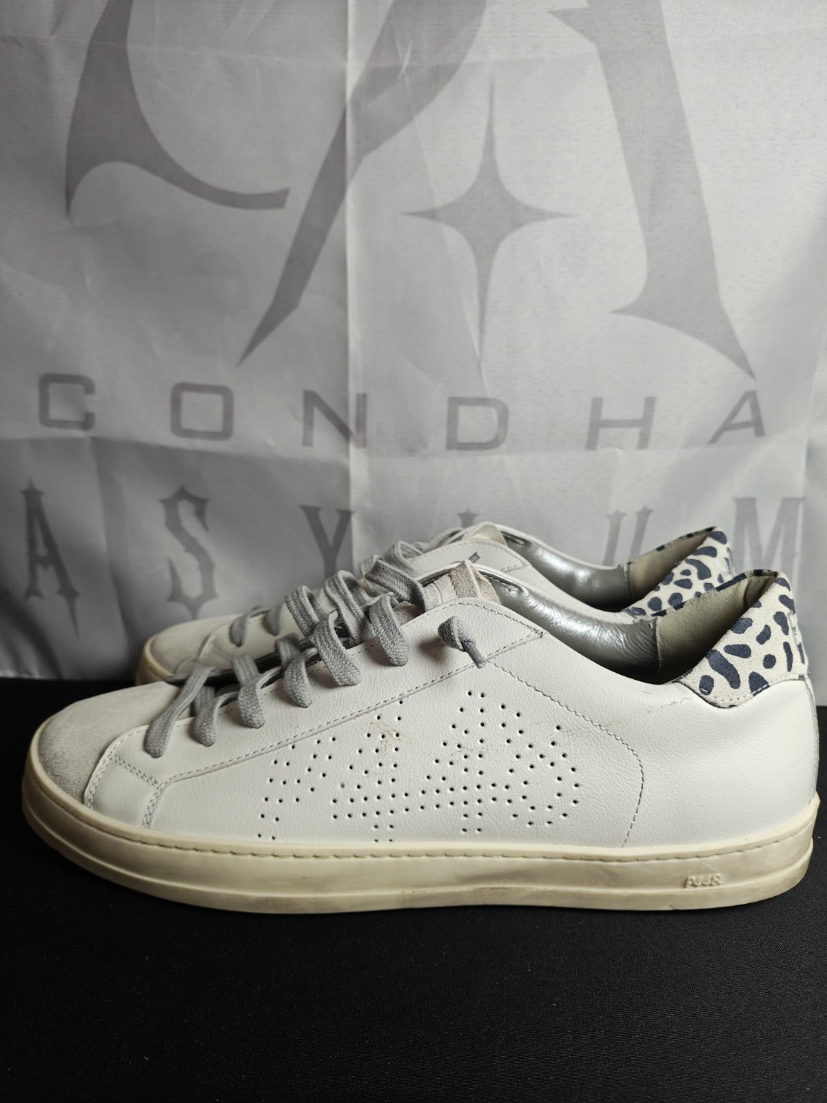 P448 Women’s 11/11.5 (42) John Low Top Sneaker White $298 New Blemishes