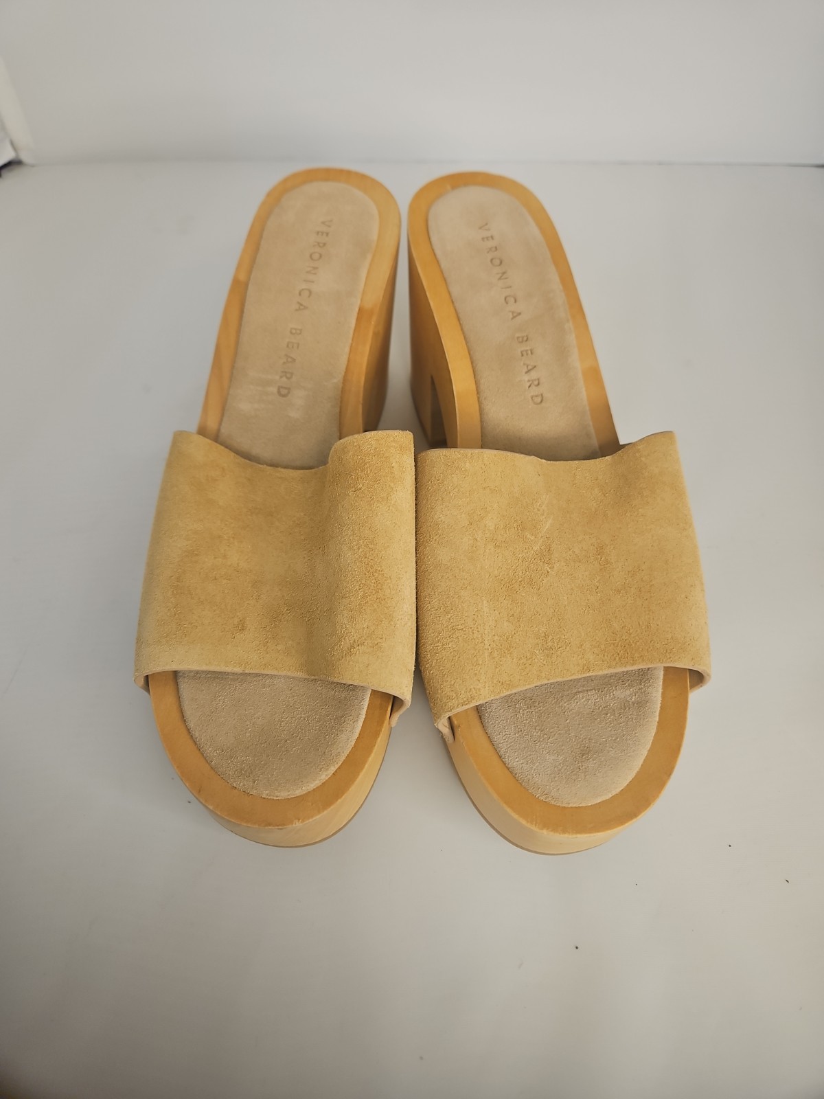 Veronica Beard Hannalee 2 Suede Clog Sandals Desert Tan Studded Sz 6.5 Platform