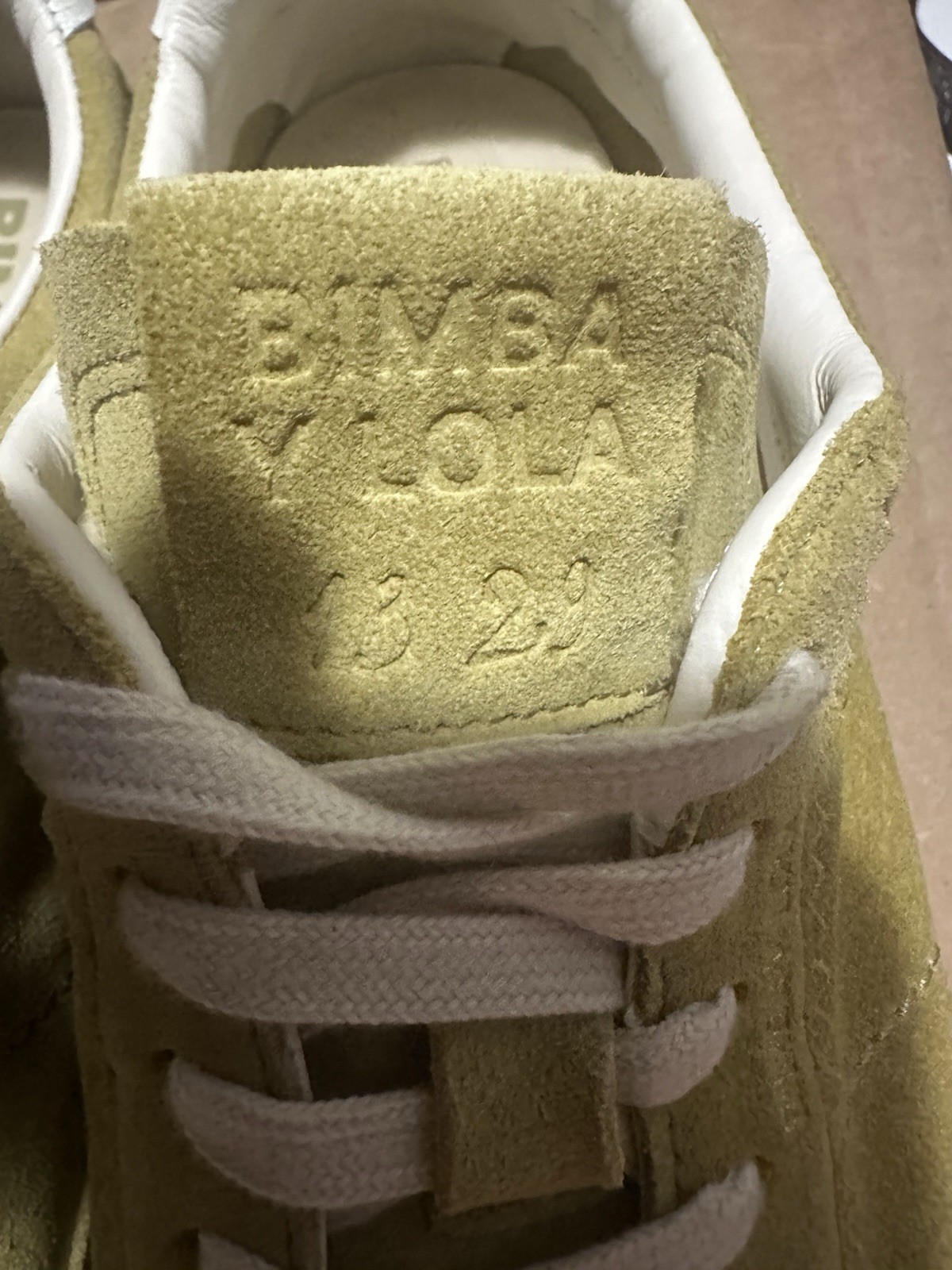 BIMBA Y LOLA Women’s Green/White Suede Low Top Lace-Up Sneakers Logo