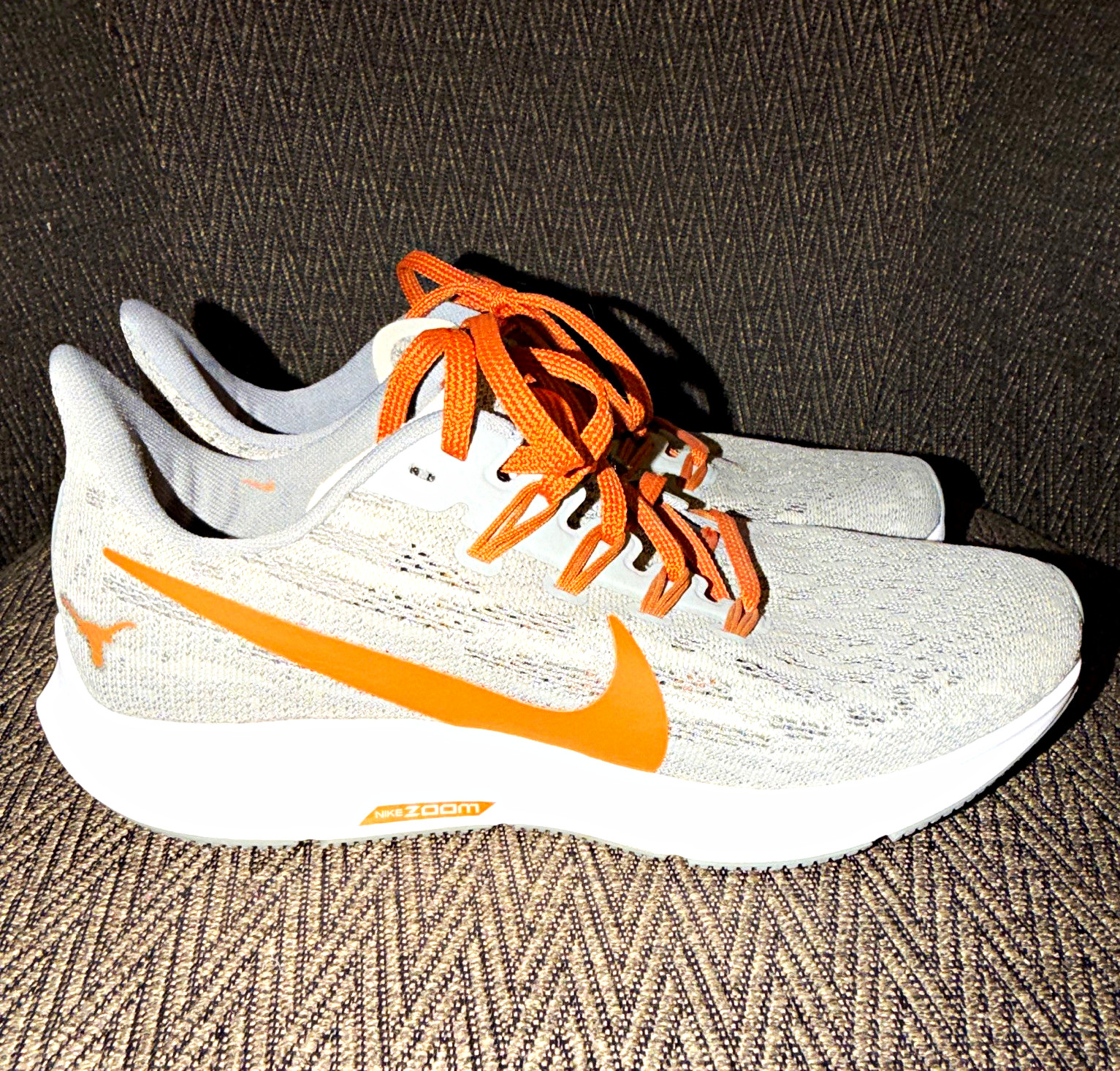 Nike Zoom Men’s Low Top Lace Up Athletic Sneakers Gray/Orange/White
